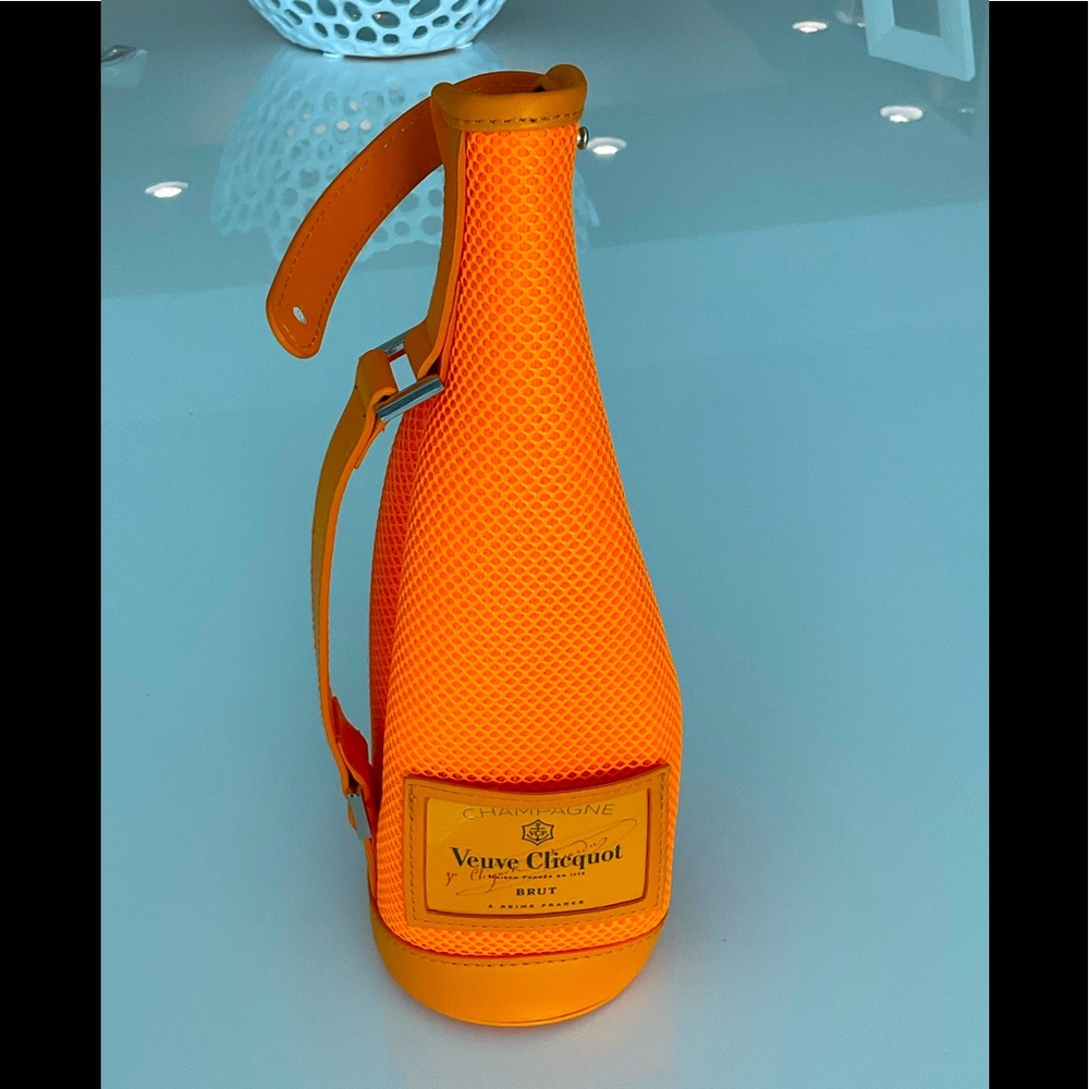 Verve Clicquot neoprene insulated champagne carrier jacket with handle .